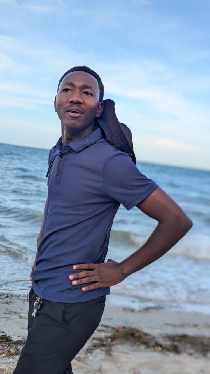 SIRIYAKO, E.